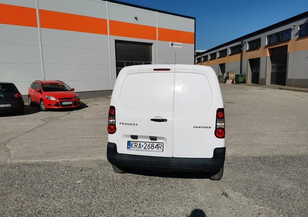 Peugeot Partner cena 28905 przebieg: 141000, rok produkcji 2015 z Krzeszowice małe 106